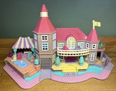Polly Pocket Mini   1994 - Polly Pocket Light-up Magical Mansion Playset (4??)