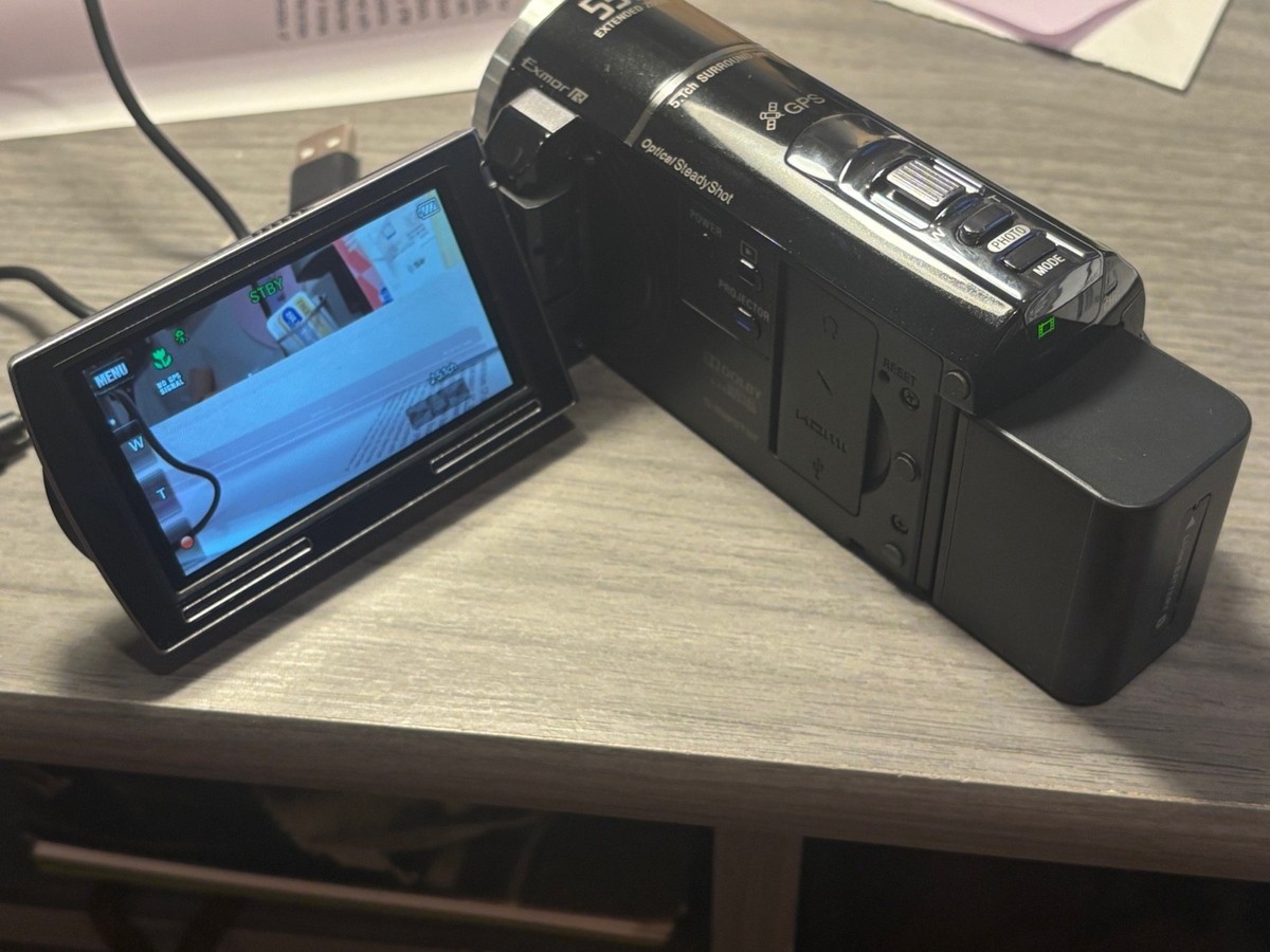 SONY HDR PJ260　ソニービデオカメラ　バッテリー付き Sony 32GB HDR-PJ430E Handycam Camcorder with Projector