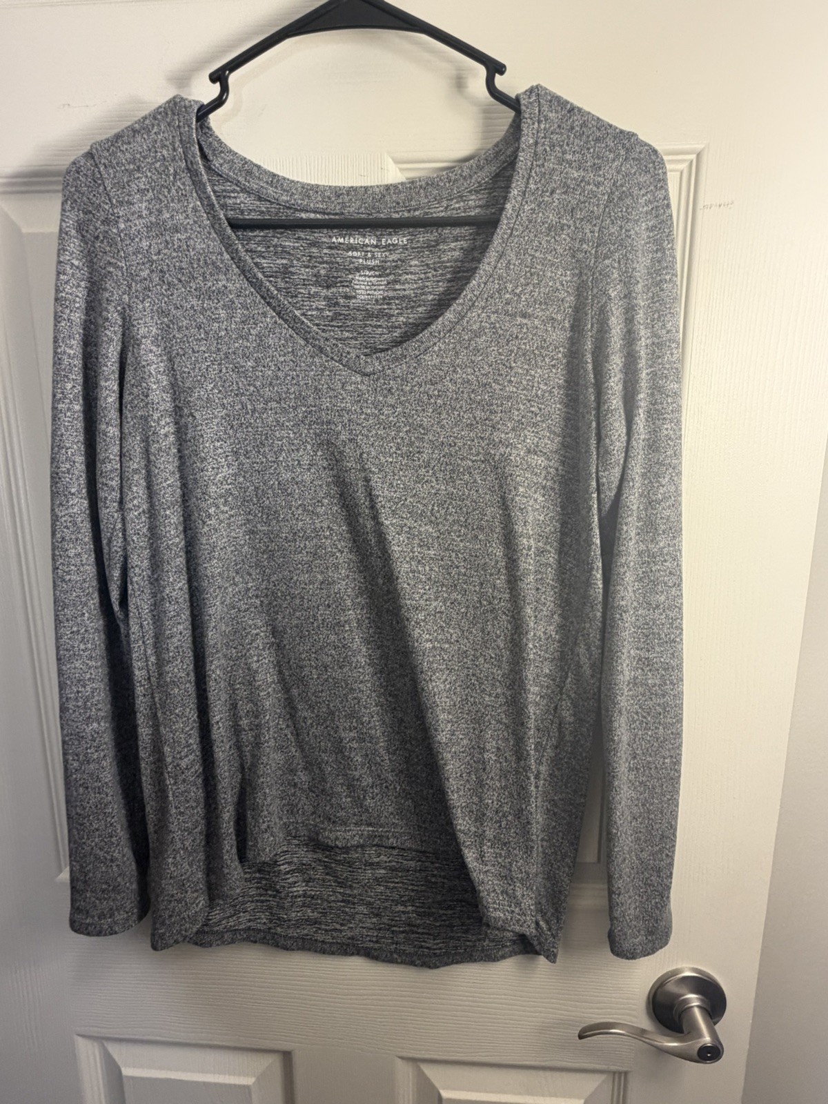 American Eagle Outfitters Pullover Sweater Womens Small Gray Soft & Sexy Plush