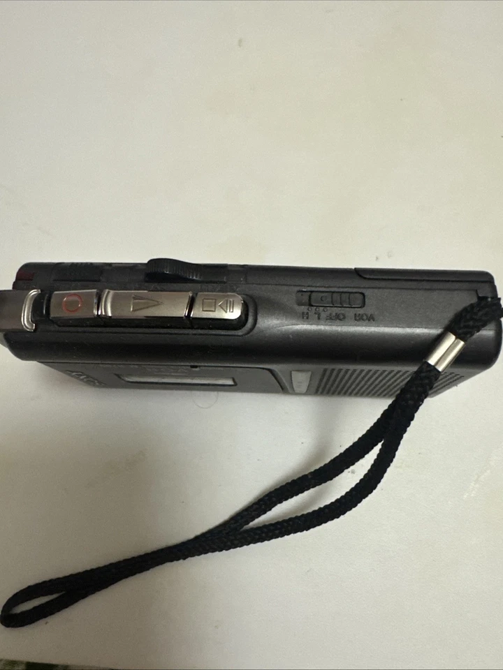 Grabadora portátil Sony Microcassette Corder ANTES operada por voz M-679V Foto 3 de 4