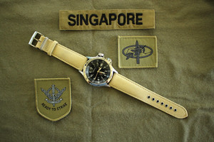 SINGAPORE ARMY ISSUED HAMILTON MILITARY COMBAT SOLDIER'S WATCH + BOX & PATCH SET