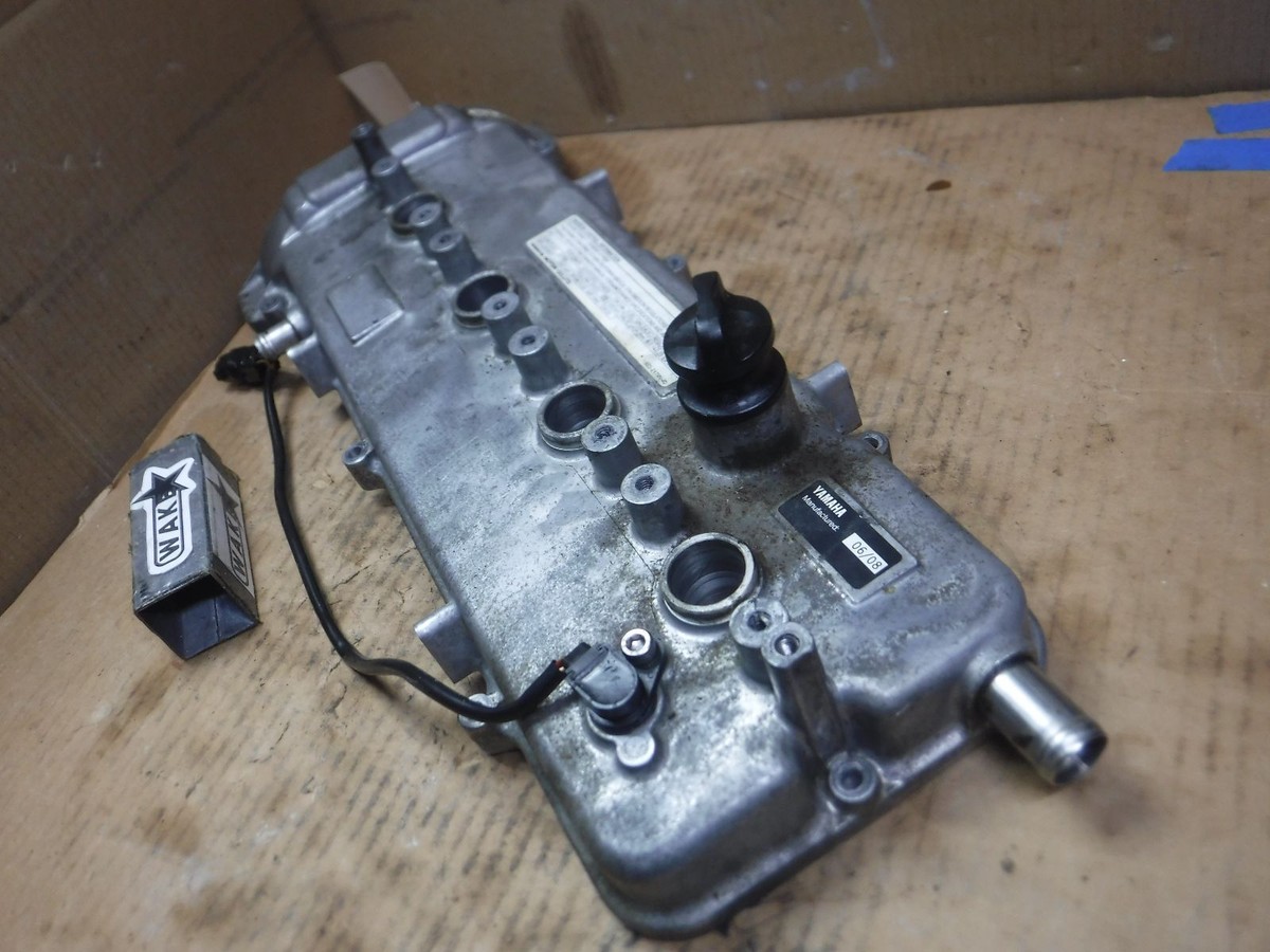 2008-2012 YAMAHA FZR FZS FX 1800 CYLINDER HEAD COVER 6S5