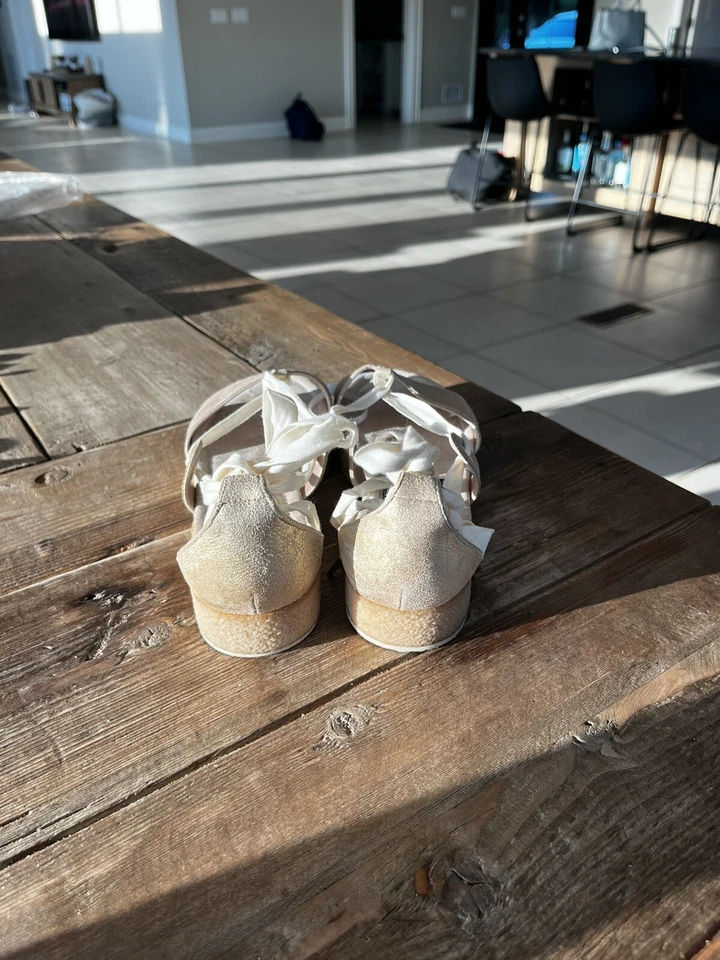 Sandalias Marc Jacobs Y2K Vintage Con cordones Cómodas Cuña Planas Doradas Talla 7 Foto 3 de 4