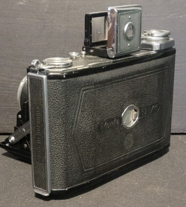 Zeiss Ikon Ikonta 521/16 Folding 120 Film Camera Novar
