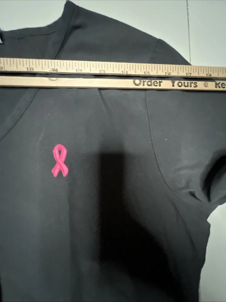 SB Scrubs Top Women’s Small grey Breast Cancer Awareness Pockets - Image 3 of 4