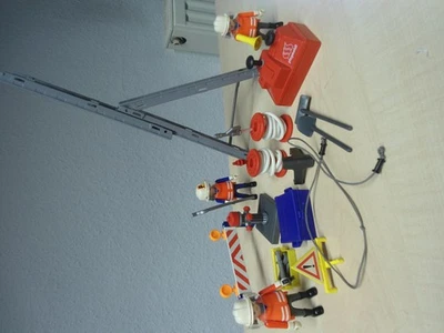 Playmobil Set 3881 "Feuerwehr Einsatz" gebraucht (746) - Bild 1 von 4