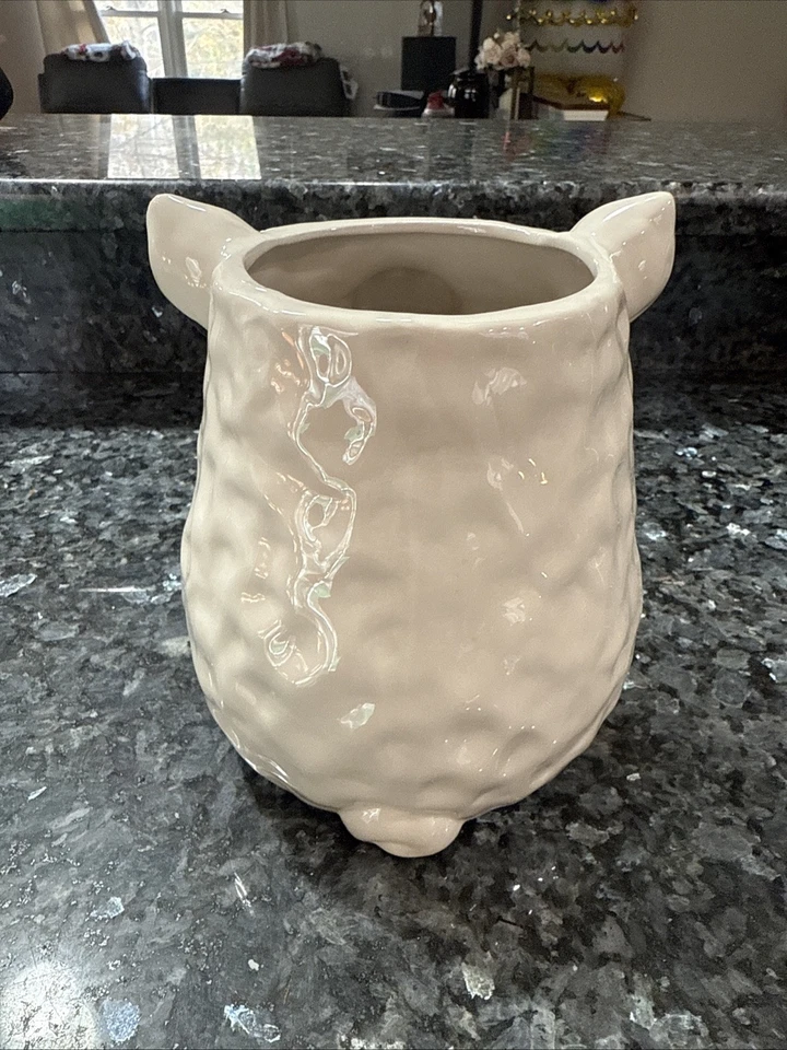 Hobby Lobby Ceramic Pig Utensil Holder - Image 2 of 4