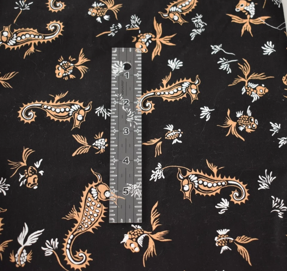 1 yard + 15" 100% cotton fabric HAWAIIAN COLLECTION seahorses ALFRED SHAHEEN - Image 2 of 4