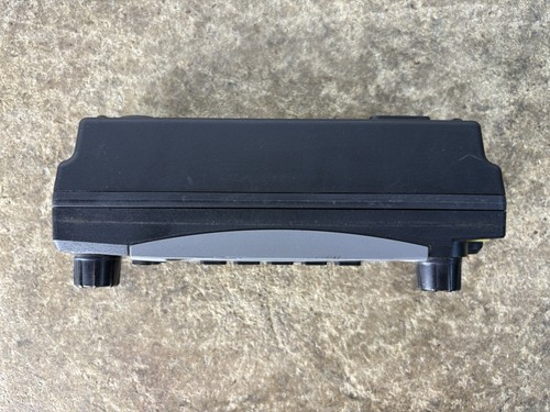 Motorola Digital Mobile Radio Control Head XTL5000 - Picture 3 of 5