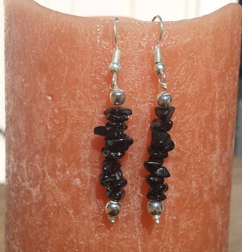 NATURAL BLACK TOURMALINE HANDMADE GEMSTONE CHIP EARRINGS - Picture 3 of 3