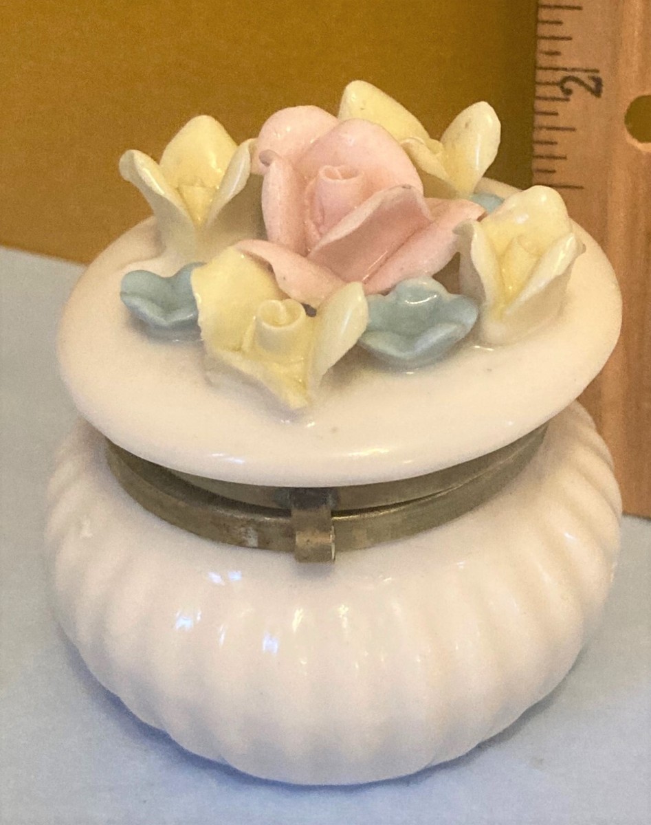 Porcelain miniature Trinket Box White With Flower Detail On Top