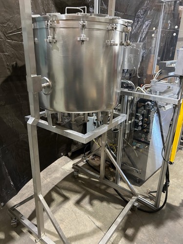 Kalish model 1300 filler with pressure tanks and numerous pumps & nozzles - Picture 4 of 7