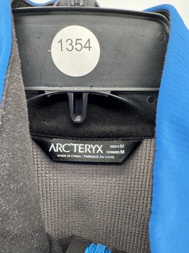 Arcteryx Men's Blue Epsilon LT Soft Shell Long Sleeve Zip-Up Jacket Size Medium - Picture 4 of 6