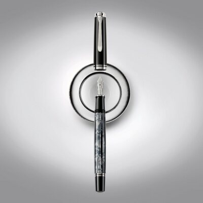 Pelikan Special Edition M605 Tortoiseshell-Black 14K nib Fountain 