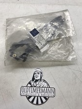 Lagerb&uuml;gel T&uuml;rgriff Beifahrer rechts Mercedes W202 W208 W210 2107600634 NOS 