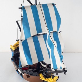 Lego 6274 Blue Gendarmes Galleon with Admiral / Caribbean Clipper (1989)