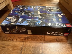 LEGO TECHNIC: Super Car (8880)