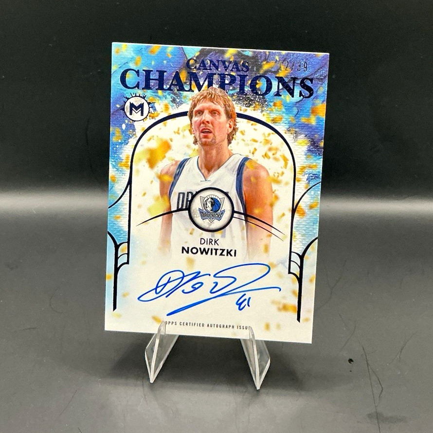 Dirk Nowitzki #DN 2004-05 Fleer Showcase Basketball Signatures Patches
