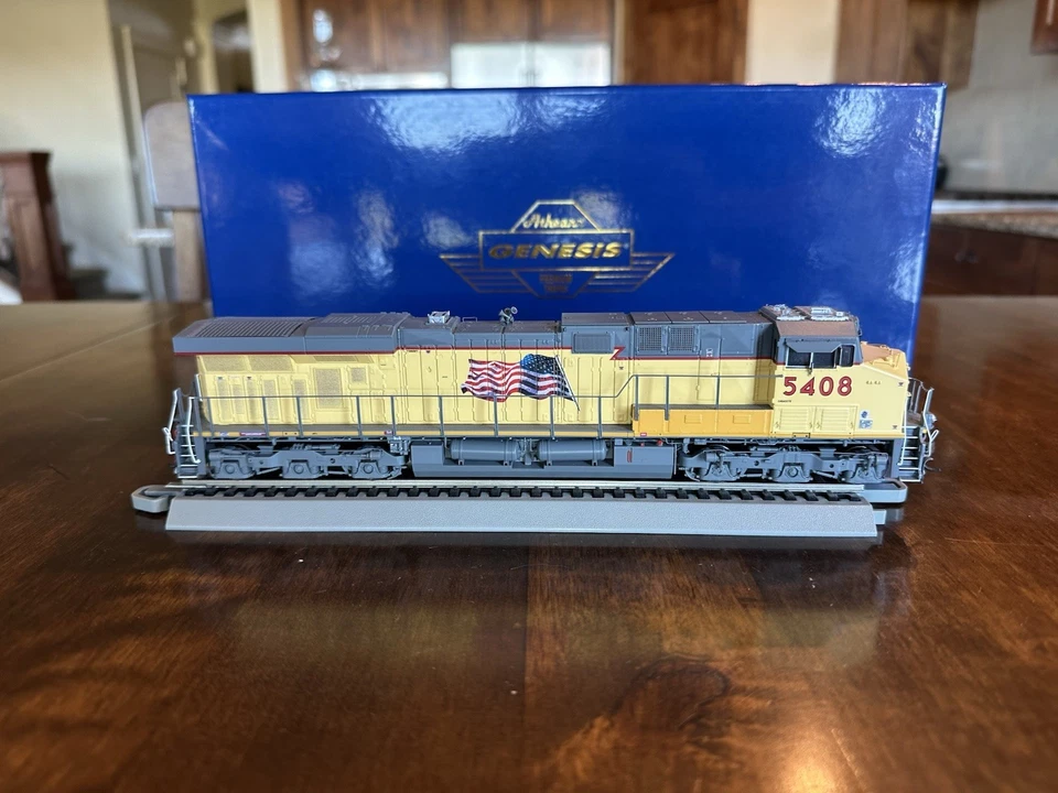 Athearn Genesis HO Union Pacific ES44AC 5408 w/ DCC & Sound/Replaced Doors, LED - Image 2 of 4