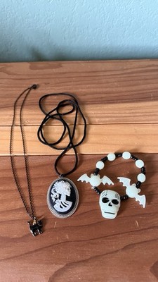 Halloween Gothic Jewelry Lot of 3 Cat Necklace Cameo Bracelet