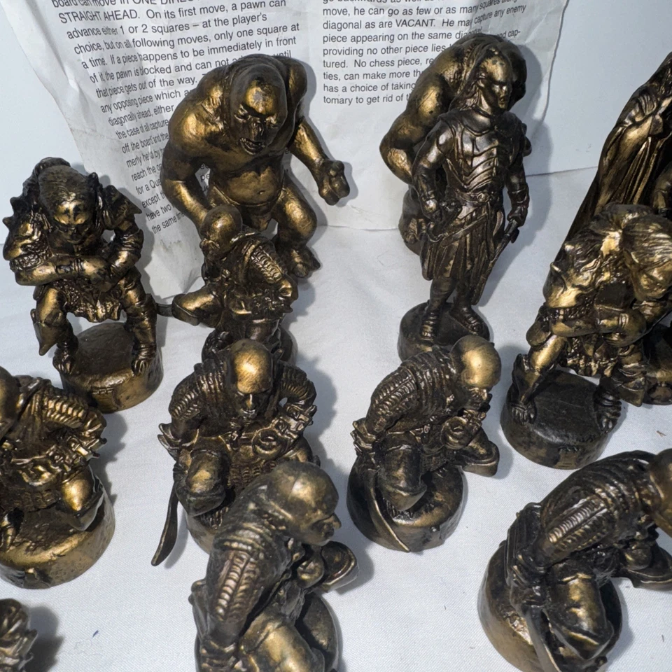 孩之宝指环王象棋棋棋子31塑料 — 第 3/4 张图片