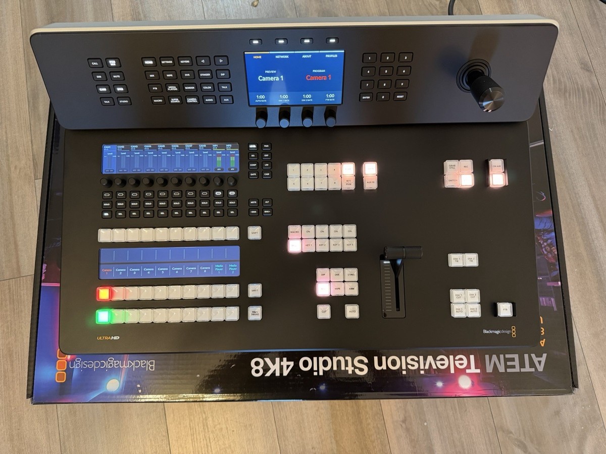 Blackmagic Design ATEM Television Studio 4K8 UHD Switcher 12G-SDI