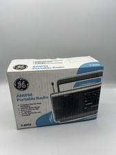Vintage GE General Electric 7-2662 2-Band Portable AM FM Radio
