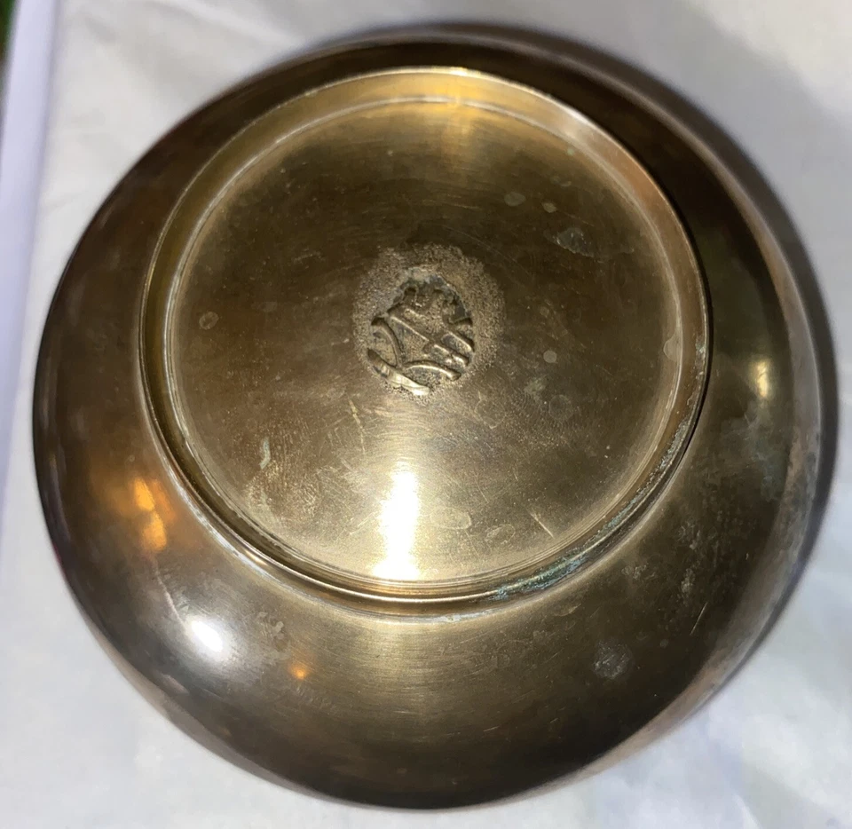 Beautiful Deep Antique Chinese Brass Temple Marked Ceremonial Singing Bowl - Image 3 of 4