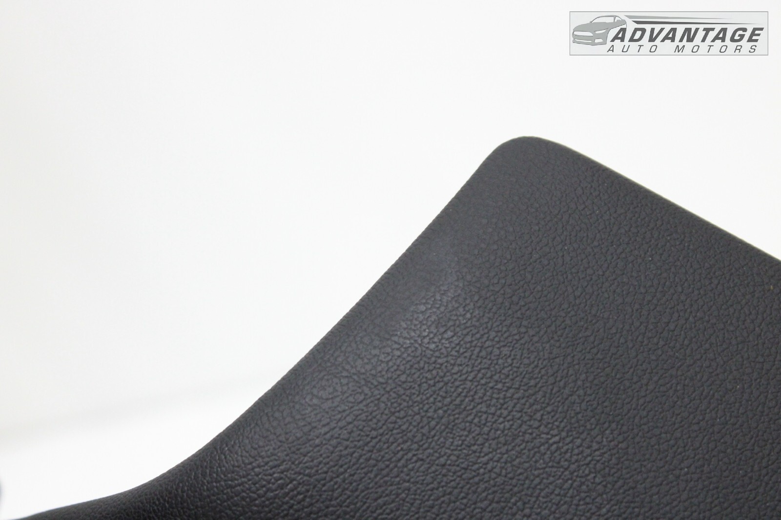 2019-2021 CHEVROLET BLAZER FRONT LEFT SIDE DOOR PANEL PULL ARMREST BLACK OEM