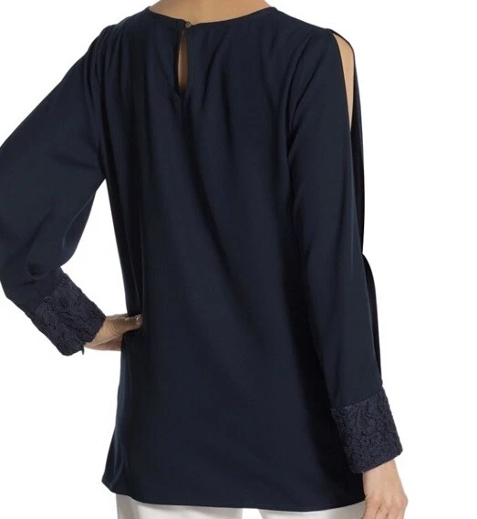 Blusa Chicos Manga Dividida Detalle Encaje Azul Marino ¡NUEVA CON ETIQUETAS! Talla 0 (S/4) ¡Precioso!