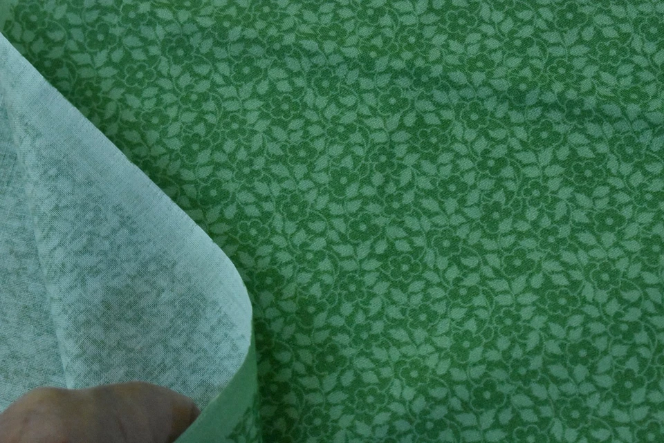 29" Long, Green Floral on Green, Maywood/Willowberry/Cottage Romance, P4953 - Image 4 of 4