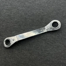 SK Tools Offset Ratcheting Box End Wrench 5/8” x 3/4” 12 Point 87020 USA