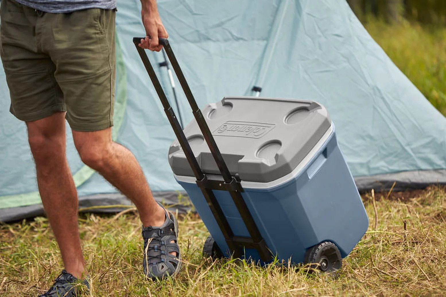CHEST ICE COOLER 60 QT Hard Sided Wheeled
