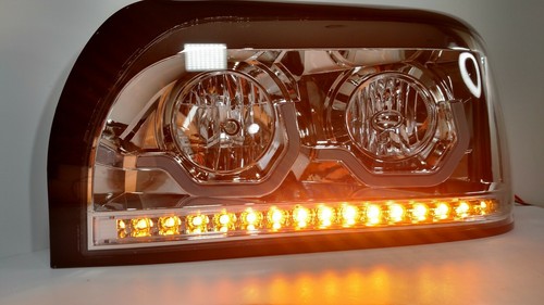 Pair Chrome Headlights W/ LED Turn Signal & Light Bar for Freightliner Century - Picture 5 of 12