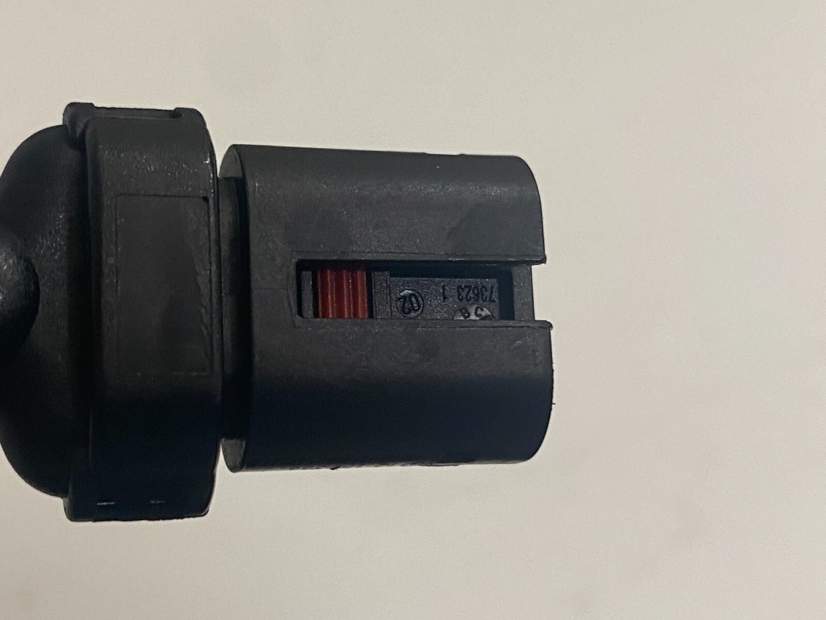 Genuine BMW Engine Wiring Loom Harness Plug Connector 7804190-04  