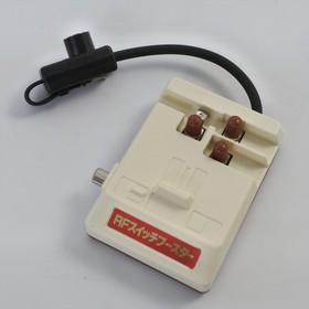 HORI RF SWITCH BOOSTER Boxed Famicom Family Computer - Tested - JAPAN Game 1833 