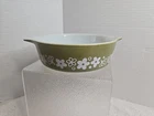 Pyrex Green Spring Blossom Daisy 1 Qt Casserole Vintage