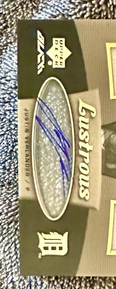 Memorabilia UD Black-Lustrous Materials 2007 tarjeta automática Justin Verlander SSP Foto 3 de 4