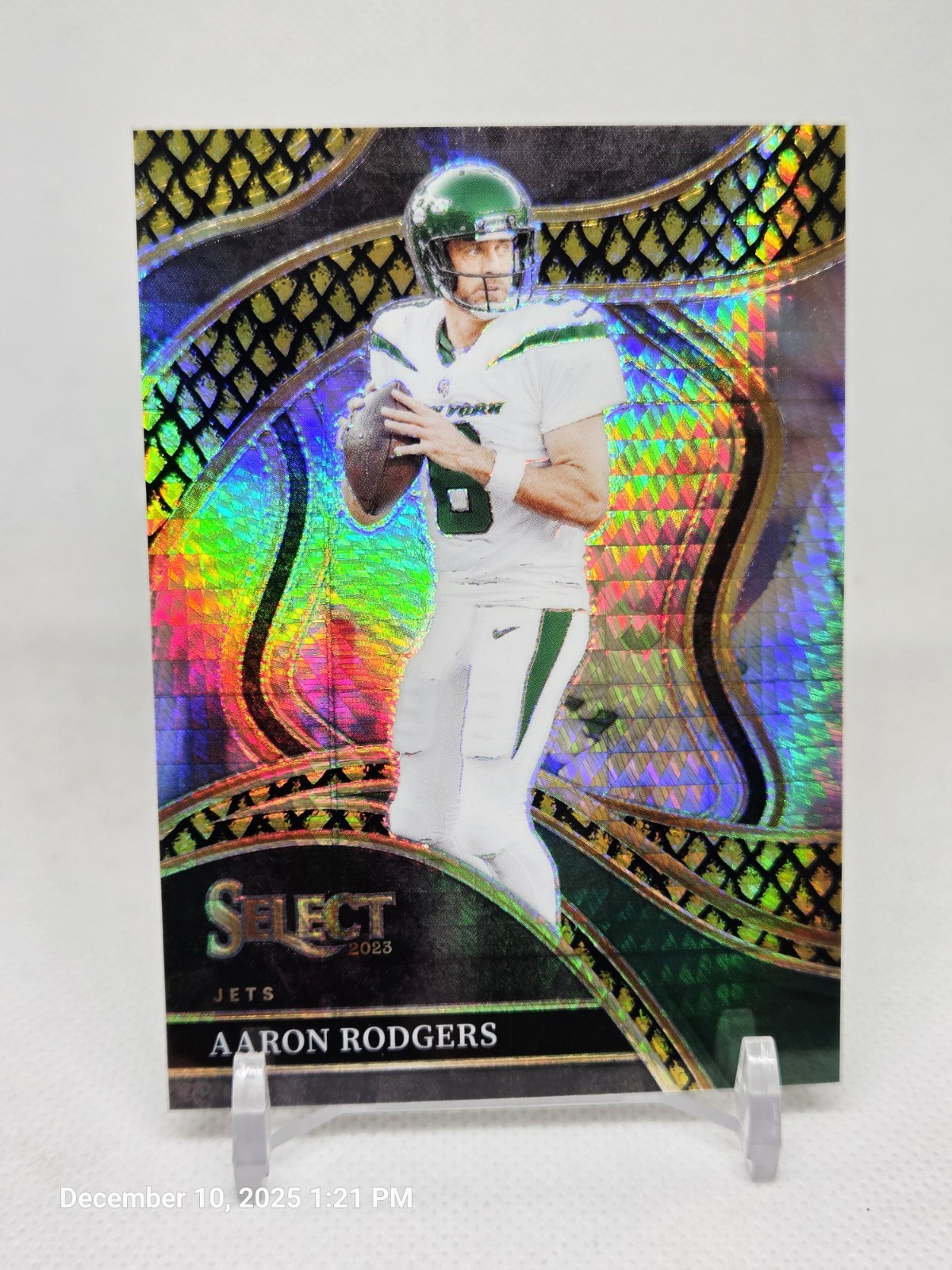 2023 Panini Select - Dragon Scale Gold Prizms 300 Aaron Rodgers 6/10 Jets SSP