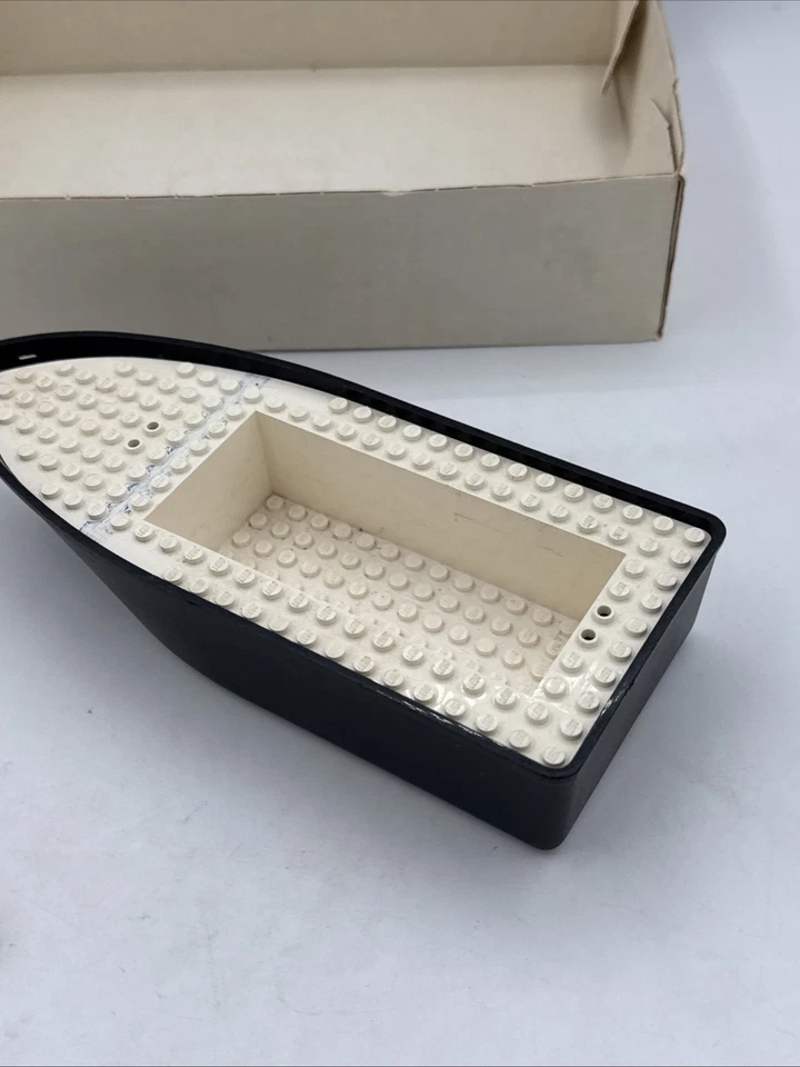 Lego Police Rescue Boat Hull Floating 10x25 Assembly 4010 w Box Instructions - Image 2 of 4