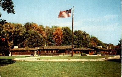 WHITE PINES FOREST LODGE, Oregon, Illinois, Henry Brueckner, Color- Postcard