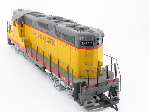 G Scale USA Trains R22106 UP Union Pacific GP9 Diesel Locomotive #X-717 - Picture 5 of 11