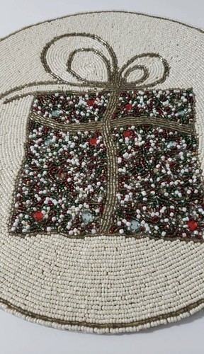 CYNTHIA ROWLEY 2 Beaded PLACEMATS Christmas Holiday PRESENT GIFT Red Green NWT - Picture 6 of 11