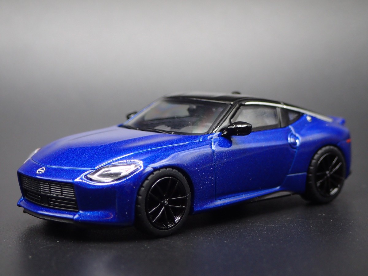 NISSAN展示用セット 1/64 ジオラマ 新発売 1/64 NISSAN ジオラマ 駐車場付き G-FANS（LED付き