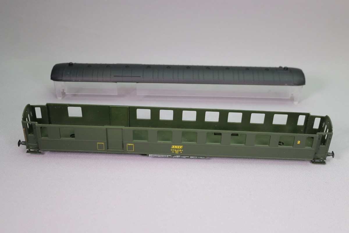 ZA1337 FRANCE TRAINS Voiture Ho 243K Kit a monter Voyageur classe 2