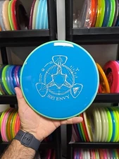 Axiom Discs Neutron SOFT Envy 174g #8 Disc Golf Putter approach Mvp