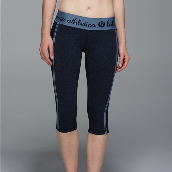 Lululemon Leggings Logo