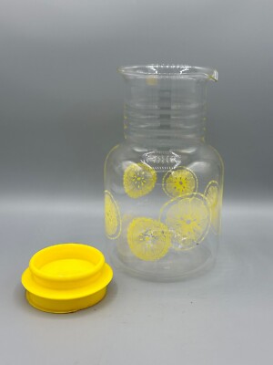 Pyrex 3515 Yellow Lemonade Glass Pitcher 1-1/2 Quart 1.5L
