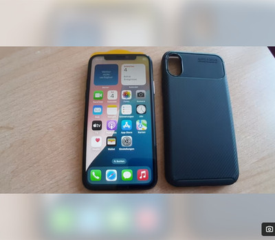 Iphone XS 64GB anthrazit  Cover  IOS 18.7.7
