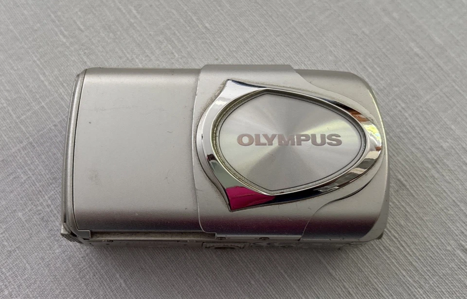 Olympus optical co. LTD Digital Camera mju 300